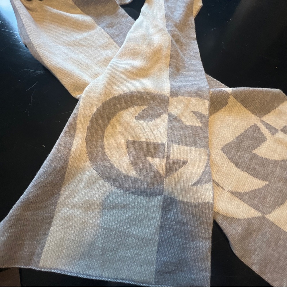 Brand New Gucci Scarf with Tags, Never Worn - Retails for $300+ - Picture 2 of 5